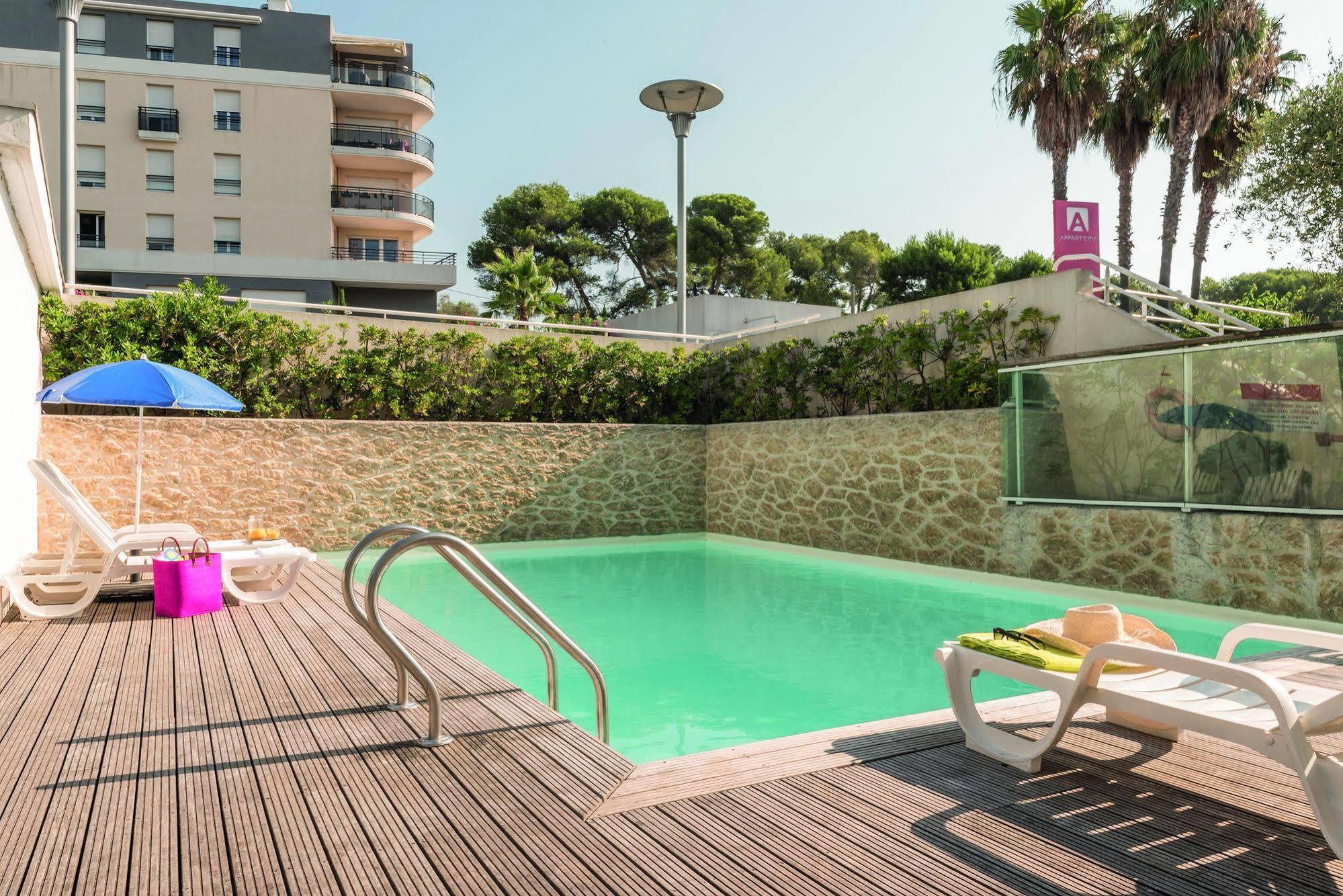 Appart'City Classic Antibes Exteriör bild